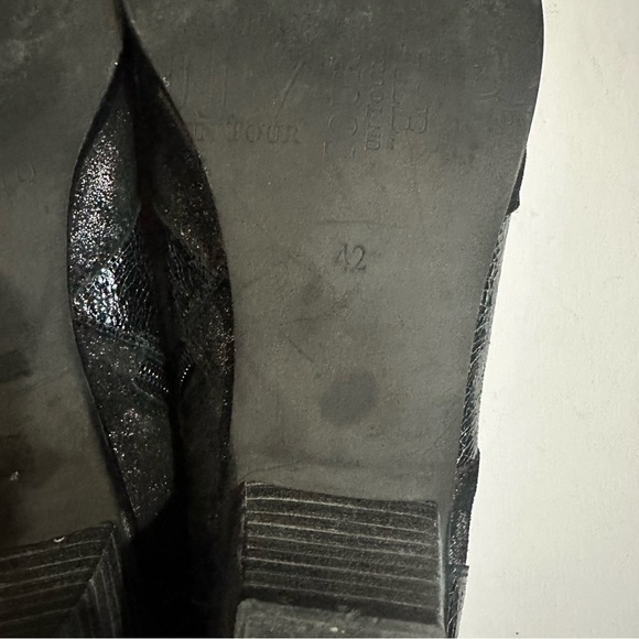 Un Tour En Ville Stylish Black Patent Metallic Leather Ankle Boots Sz 42 / US 11 - Picture 12 of 14